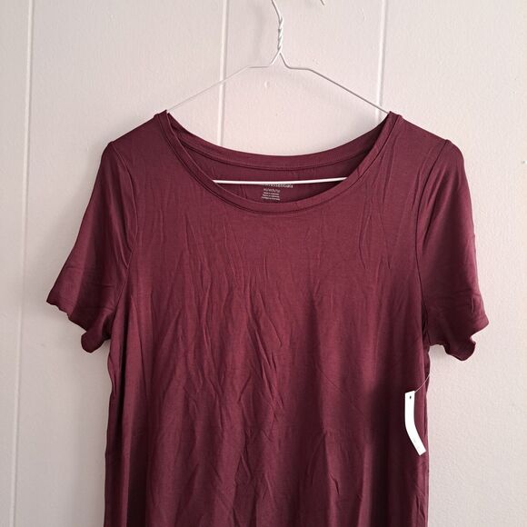 Amazon Essentials Women's Jersey Short-Sleeve T-Shirt Wine Red XS - Picture 6 of 9